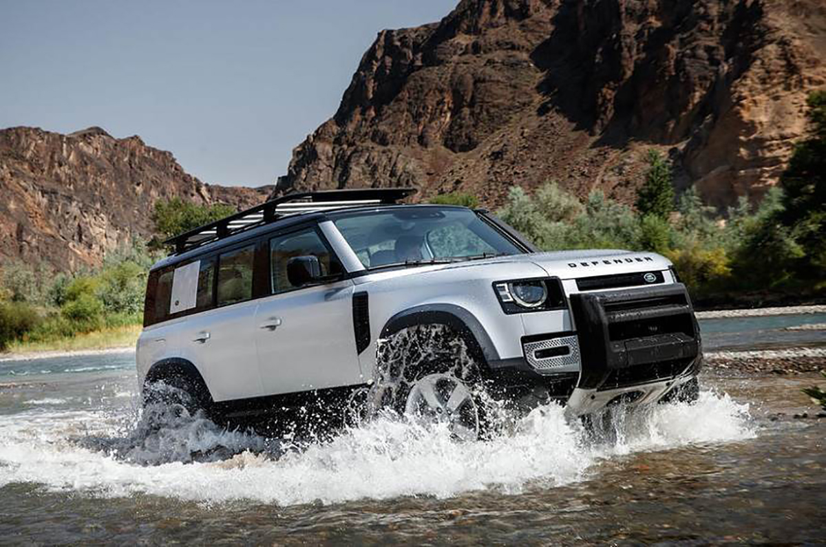 Defender - Land Rover 1